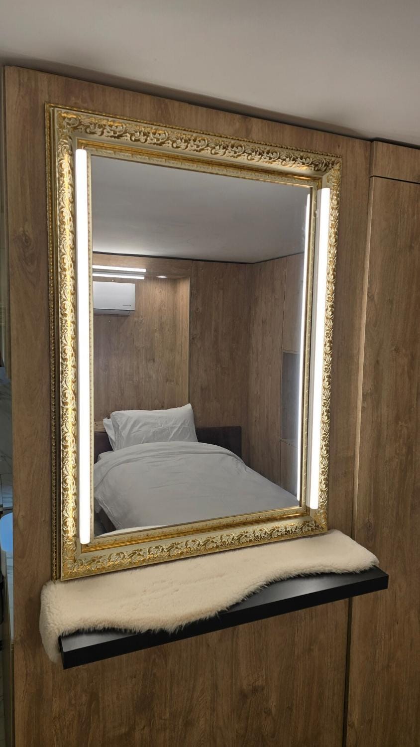 Hotel Room With Bathroom and Kitchenette Apartment in North District