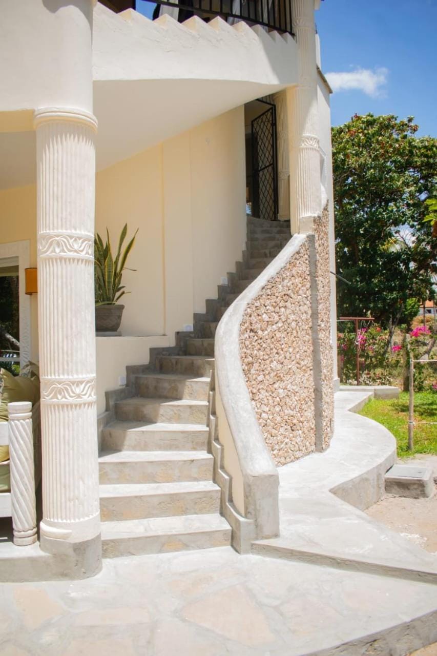 Palm Beach cottage Sophia Villa in Malindi