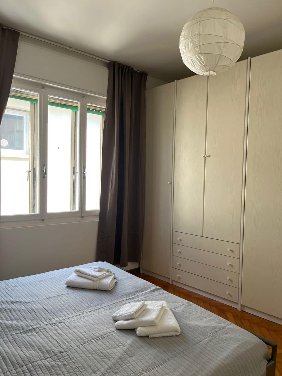 Bed, Photo of the whole room, Bedroom, towels, wardrobe