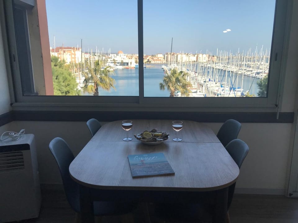 Natural landscape, View (from property/room), Dining area