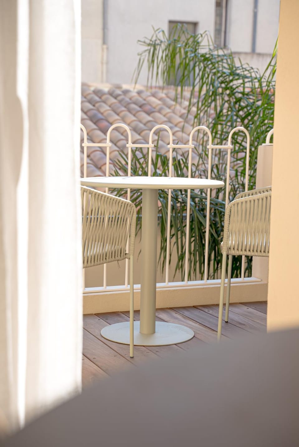 Balcony/Terrace, Quiet street view