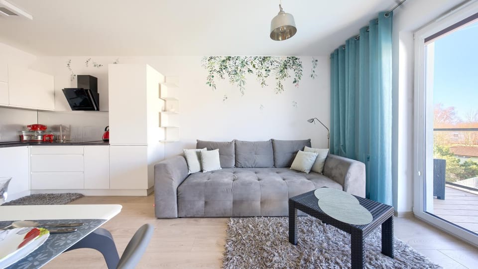 Kitchen or kitchenette, Living room, Seating area