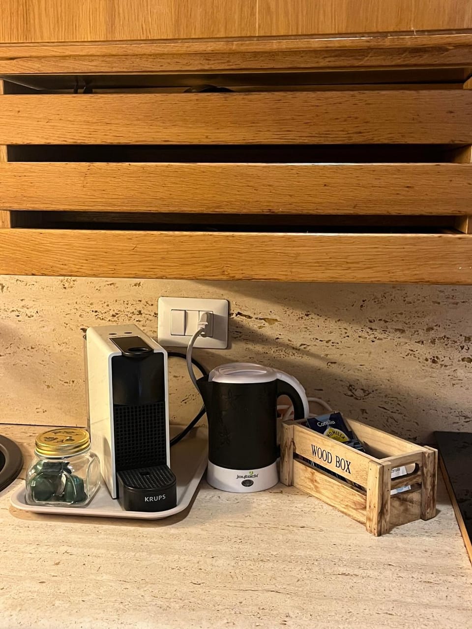 Coffee/tea facilities
