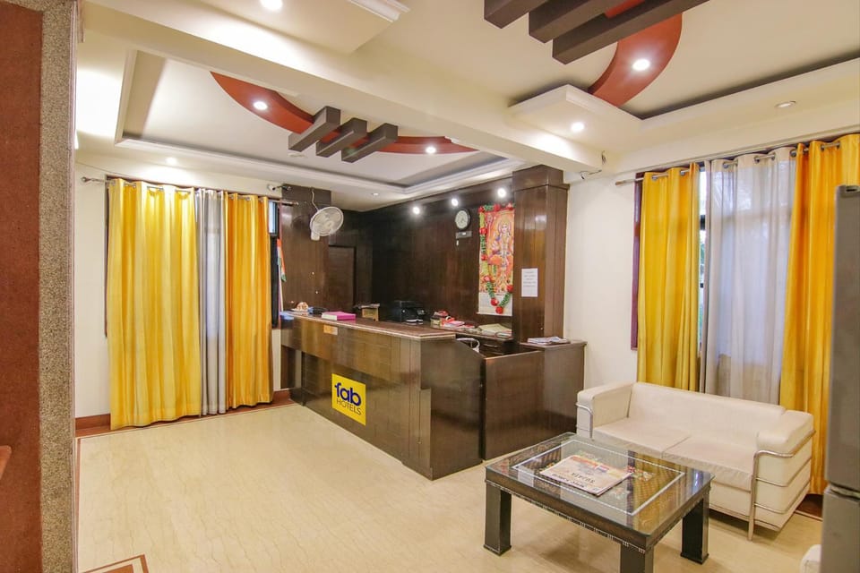 Hotel City Palace - Near Railway Station Hotel in Dehradun
