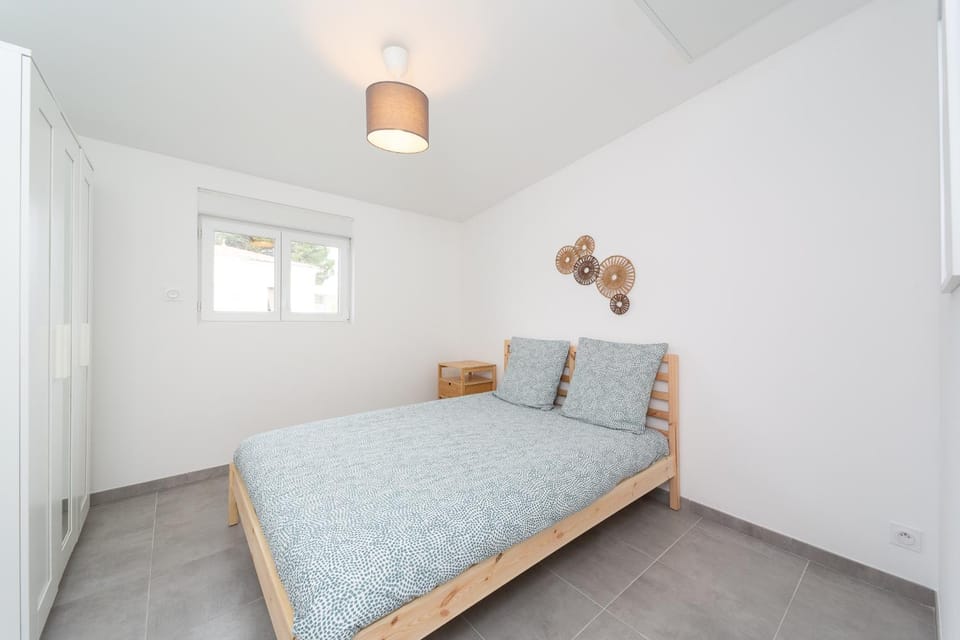 Bed, Bedroom, wardrobe
