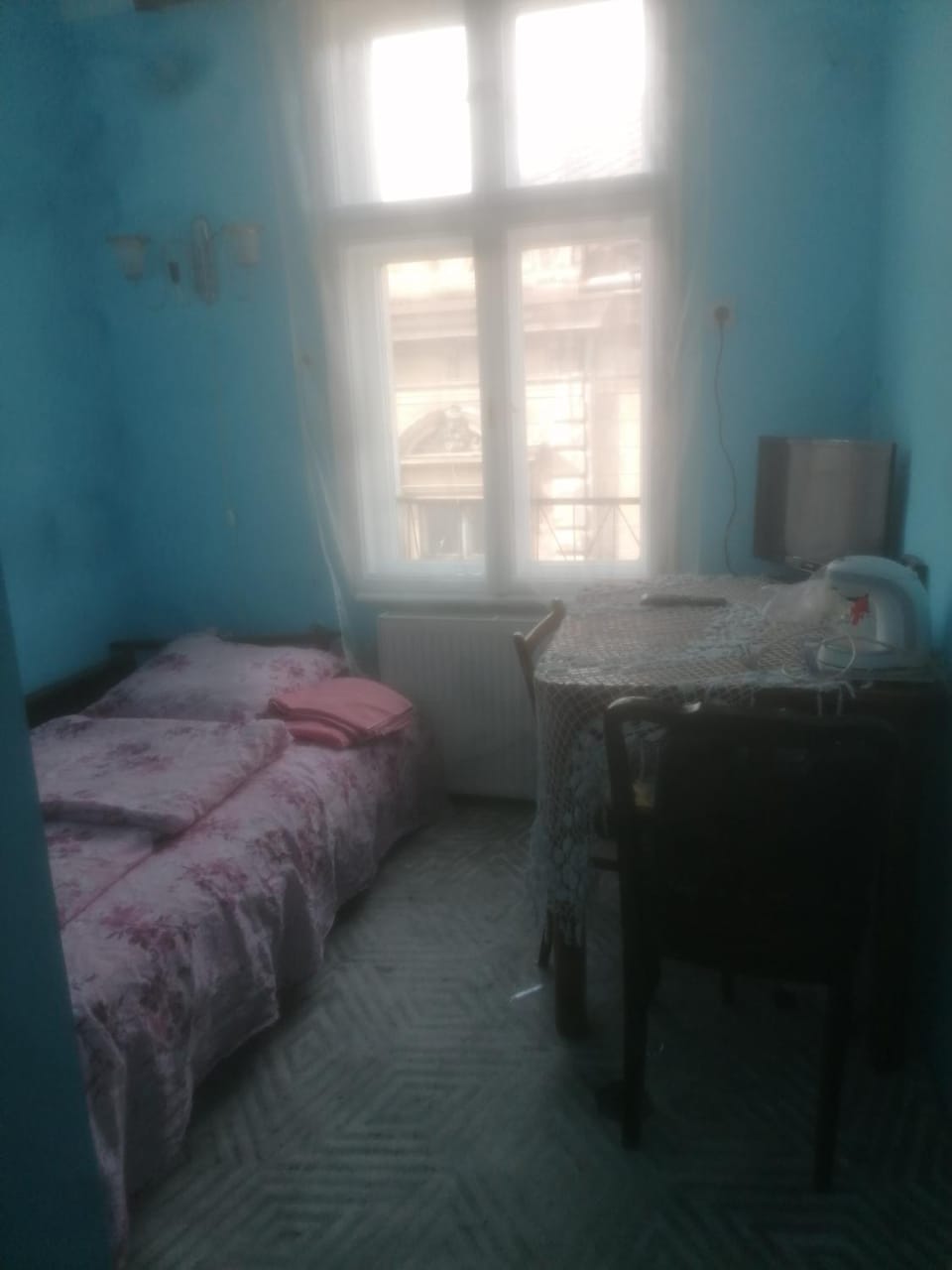 La doi pași de Biserica Neagră Bed and Breakfast in Brasov