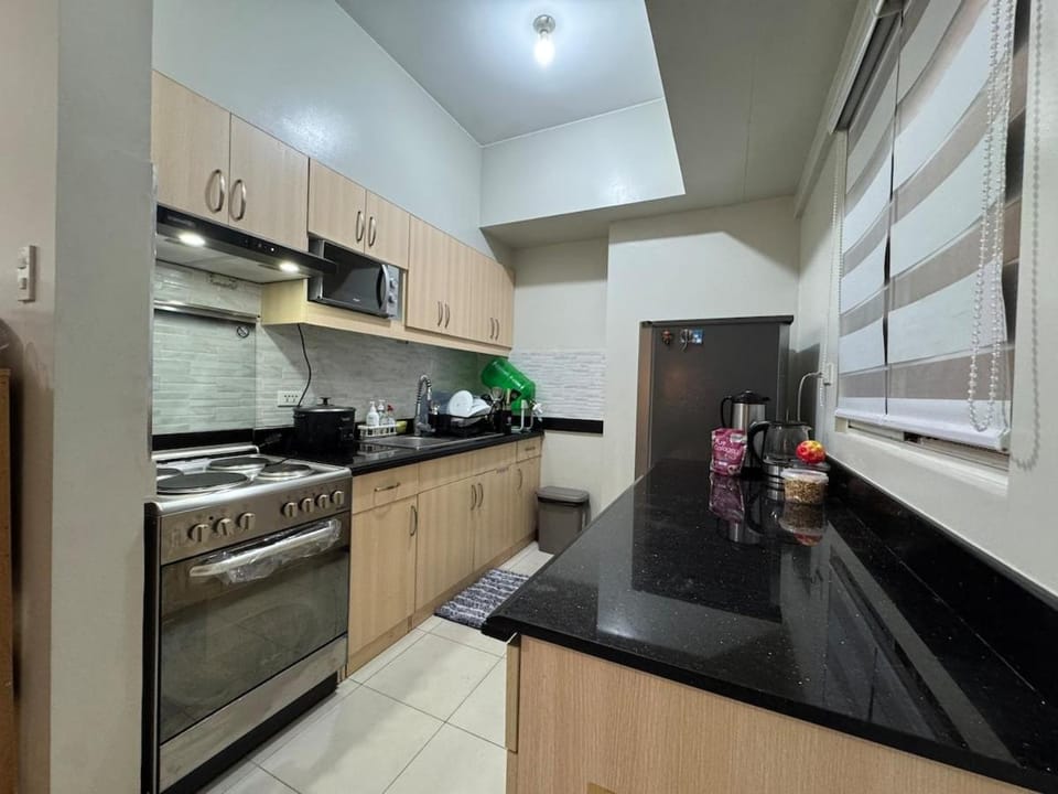 2BR Resort Type condo w city view Sheridan Apartment in Mandaluyong
