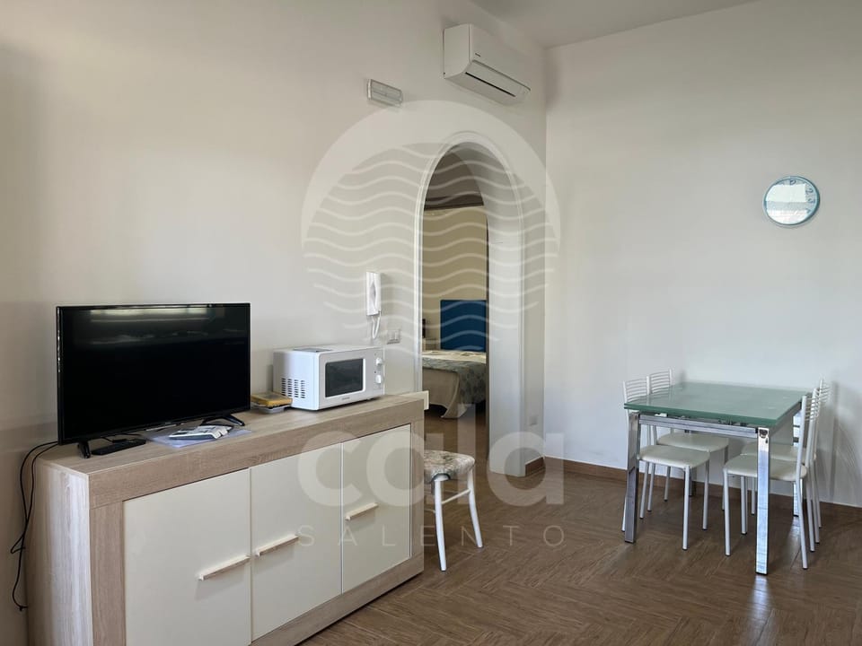 TV and multimedia, Kitchen or kitchenette, Dining area
