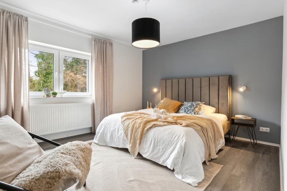 Bedroom, Garden view
