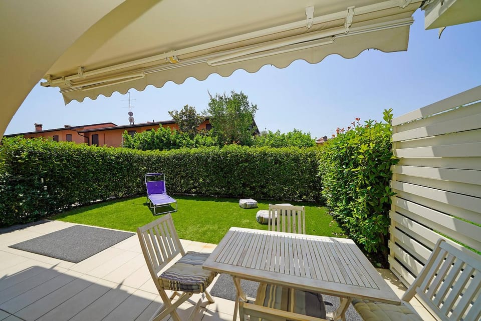 Patio, Garden, Garden view
