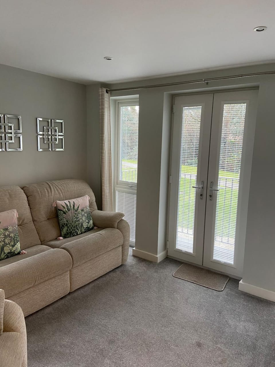 Two bedroom apartment set in communal gardens Apartment in East Dorset District