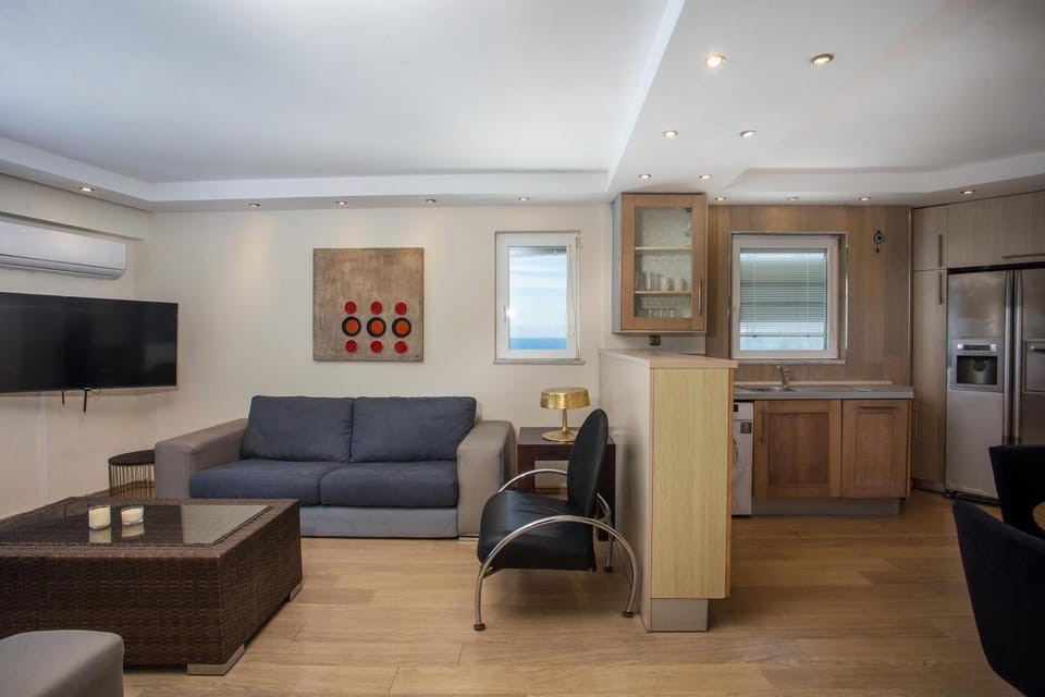 Living room, kitchen