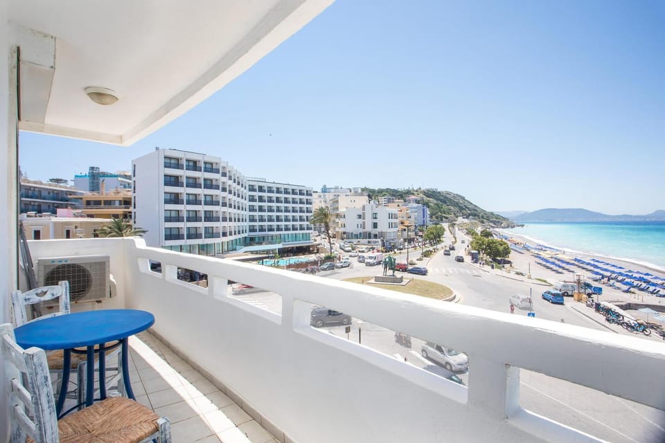 View (from property/room), Balcony/Terrace