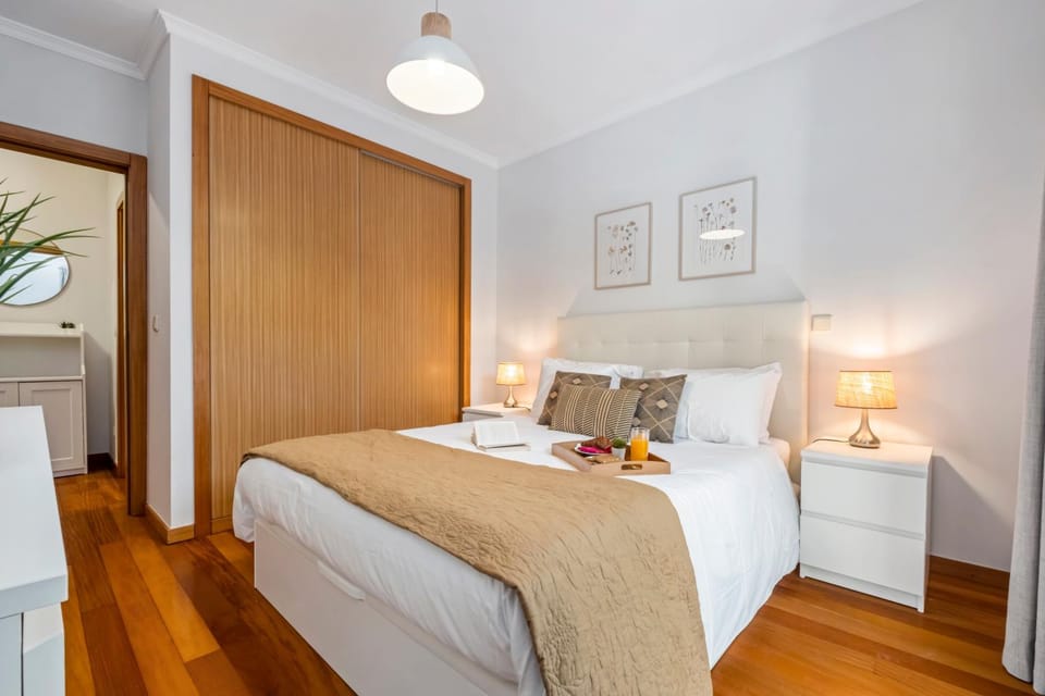Bedroom, wardrobe