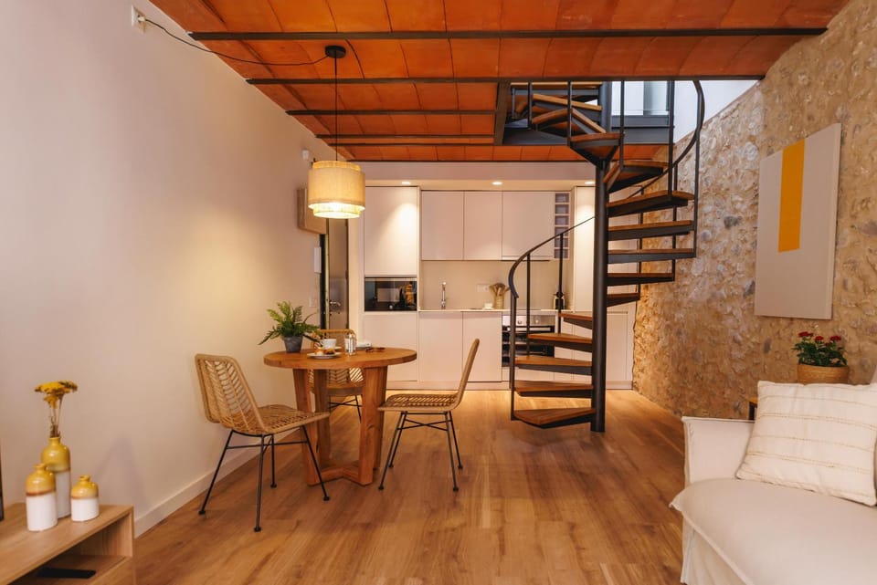 Kitchen or kitchenette, Living room