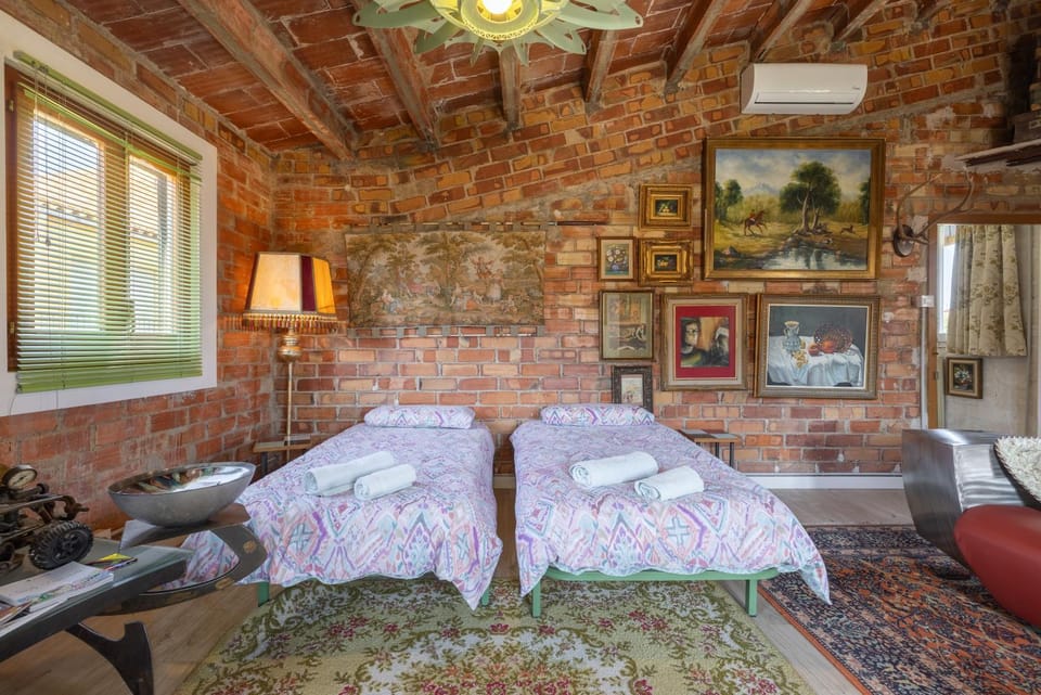 Property building, Living room
