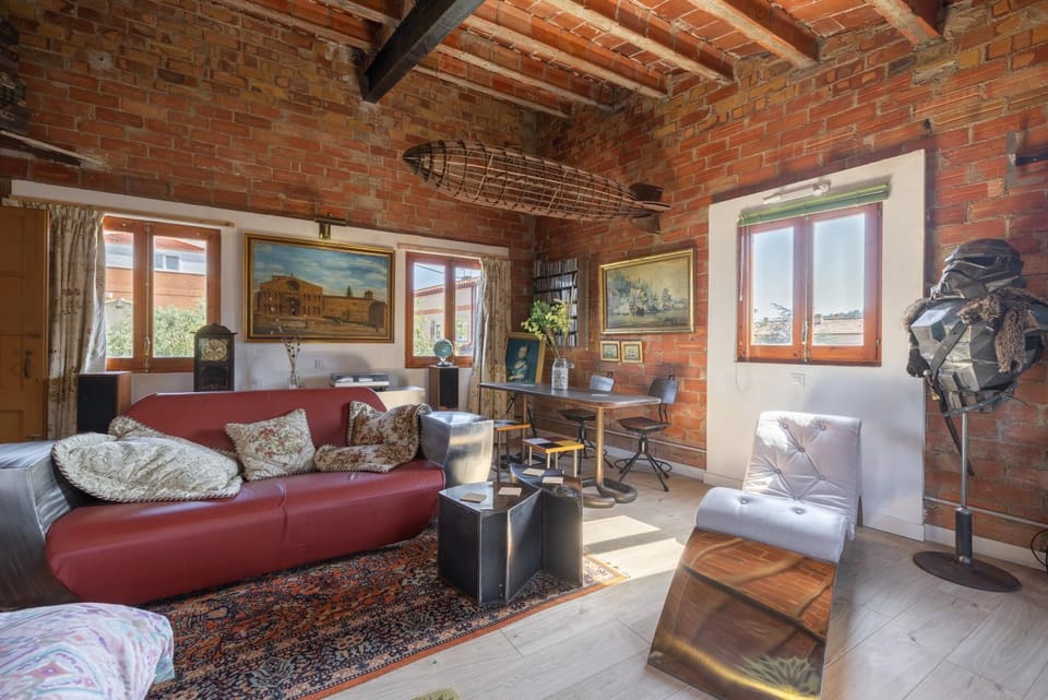 Property building, Living room