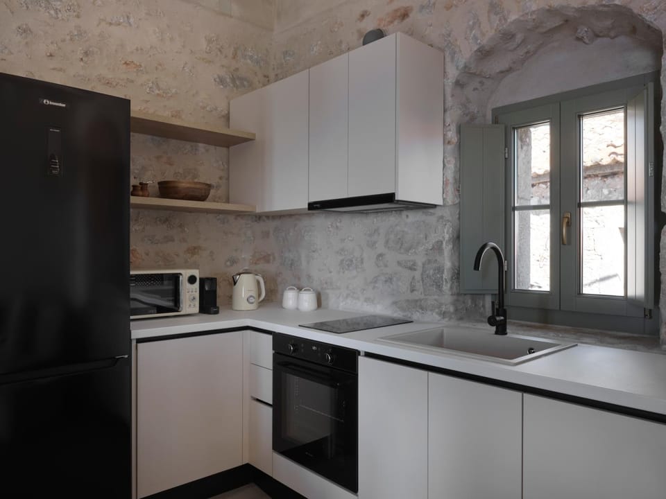 Rubeas Towers - Pyrgos Towers Complex House in Messenia