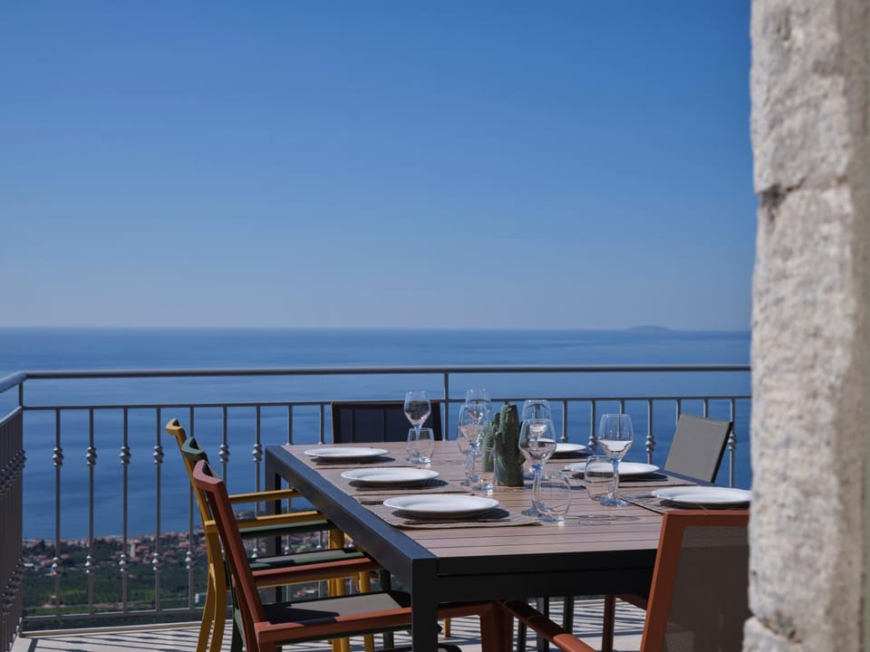 Rubeas Towers - Pyrgos Towers Complex House in Messenia