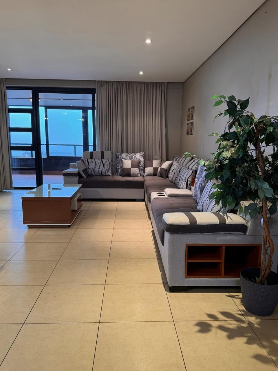 Accommodation Front - Marvellous 4 Sleeper with Ocean Views Apartment in Durban
