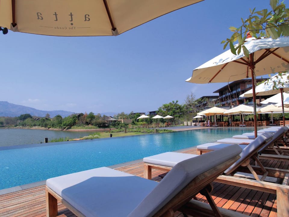 Day, Swimming pool, Swimming pool