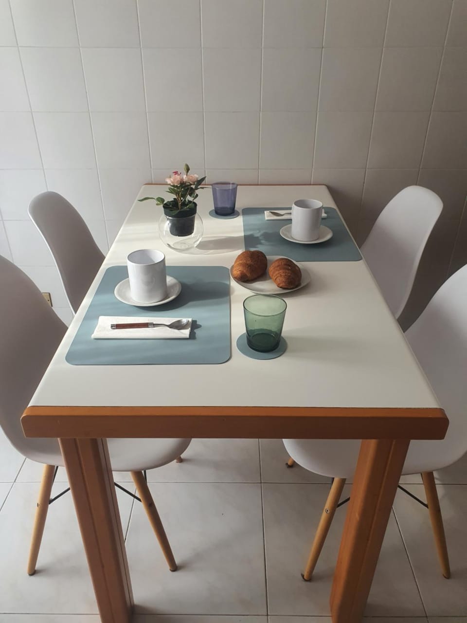 Breakfast, kitchen