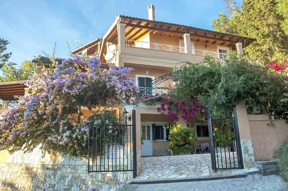 Tonia Apartments Kontogialos Apartment hotel in Corfu, Greece