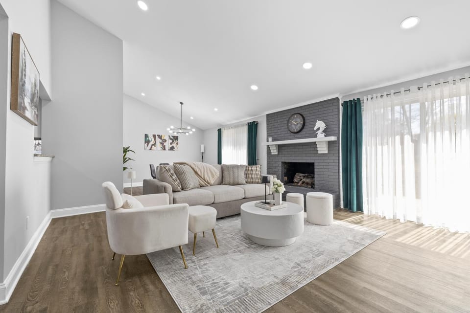Living room, Seating area