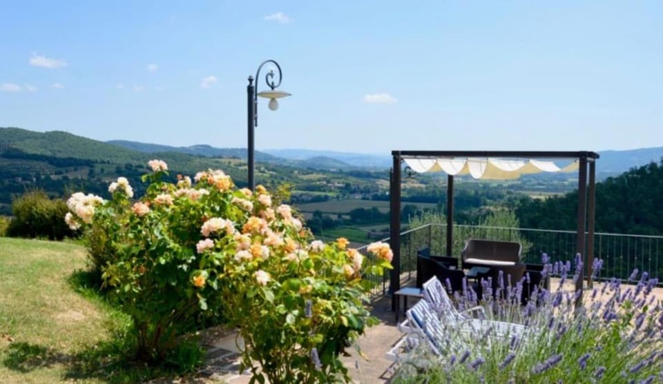 Villa La Veduta Villa in Umbria