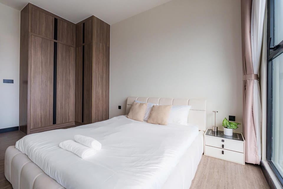 Minimal Luxury Apartment District 4 Apartment in Ho Chi Minh City
