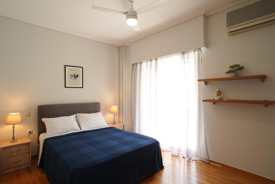 Bed, Photo of the whole room, Bedroom, air conditioner