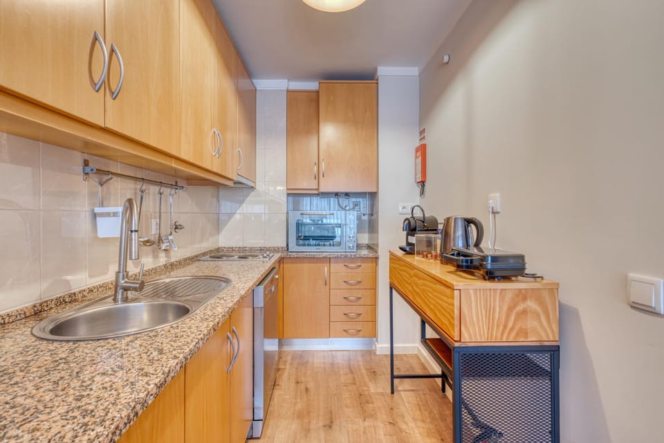 Kitchen or kitchenette