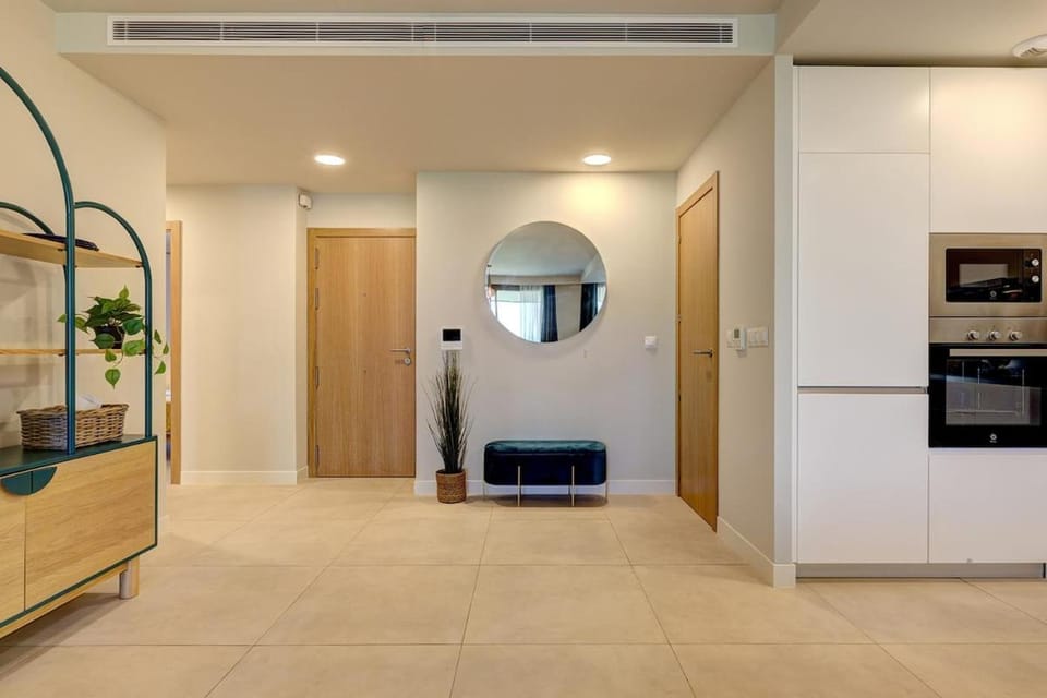 Peaceful apartment with views and garden Apartment in Costa del Sol