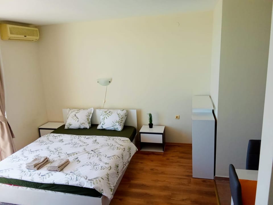 Cozy Apartment in Grand Fort Noks with Sea View Apartment in Burgas Province