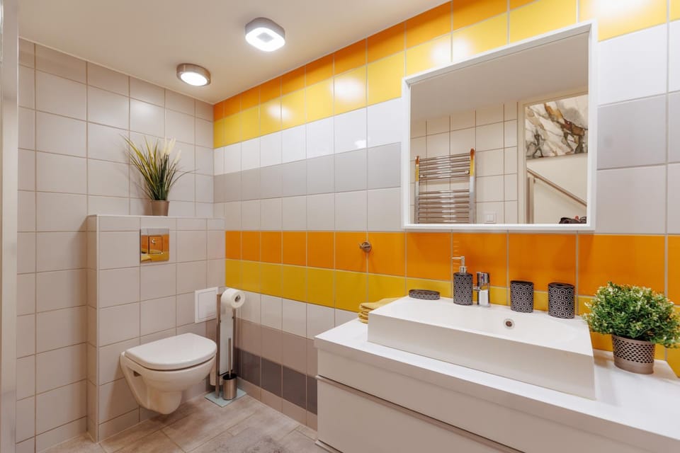 Toilet, Bathroom