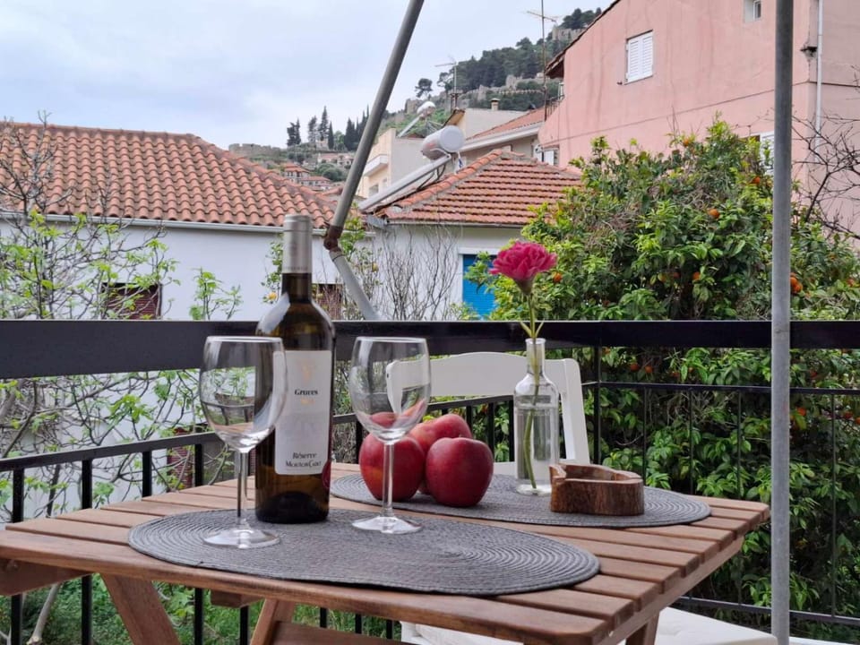 Day, View (from property/room), Balcony/Terrace, Garden view