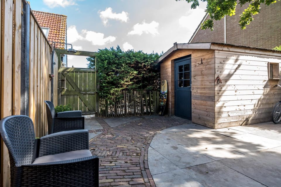 Inner courtyard view