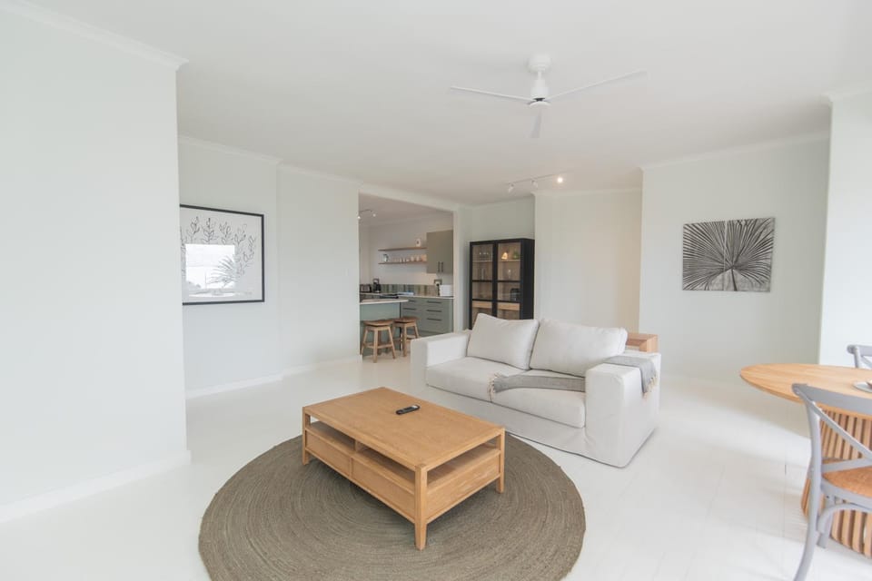 Ocean Embrace Apartment in Port Elizabeth