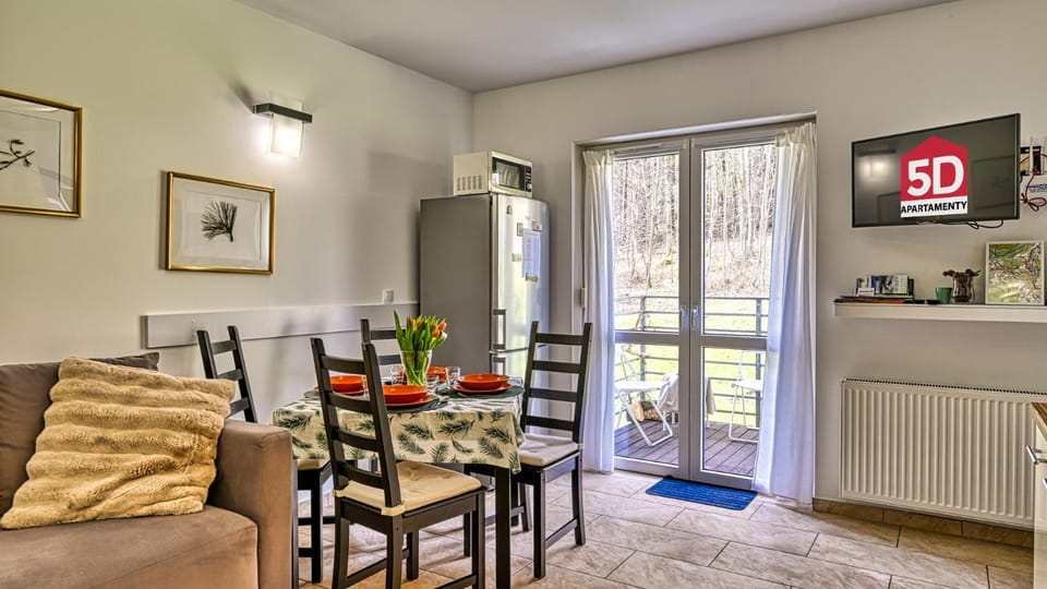 Apartament Pod Lasem - 5D Apartments Apartment in Lower Silesian Voivodeship