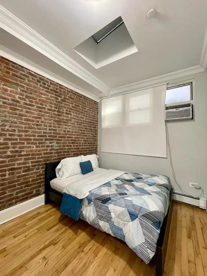 Great Location! Spacious 3BR Loft in Midtown West!, June To Aug 90 Days Stay Required Apartment in Midtown