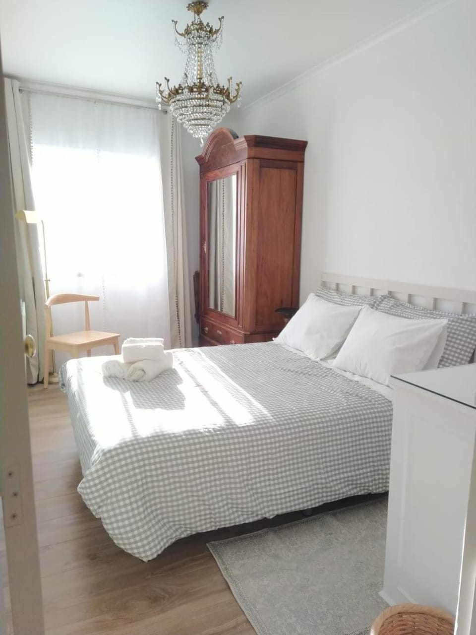 Bed, Photo of the whole room, Bedroom, wardrobe