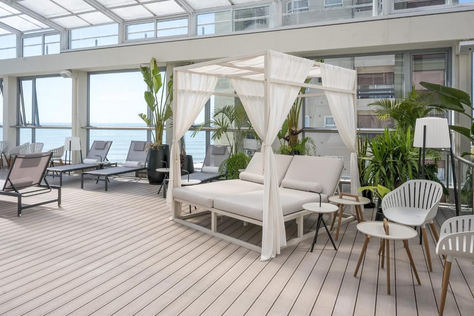 View (from property/room), Balcony/Terrace, Seating area