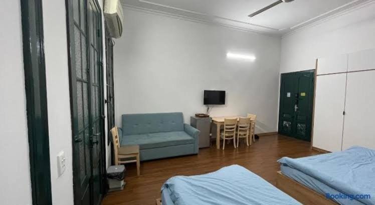 Duc Bao Homestay Apartment in Hanoi