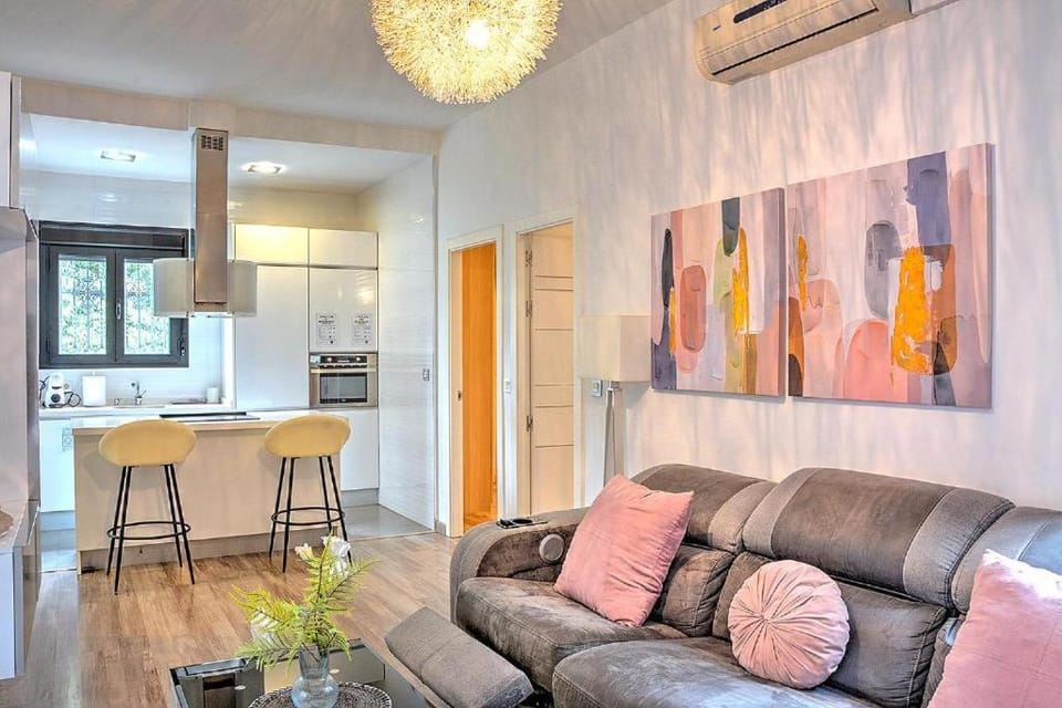 Apartamento Gran Plaza luminoso, 3 room Apartment in Seville
