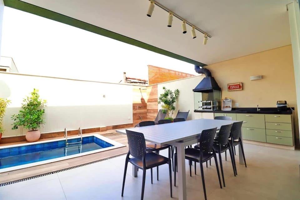 Servico de Praia em Juquehy com Piscina Aquecida House in São Sebastião
