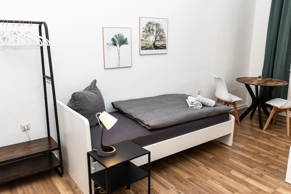Bed, Photo of the whole room