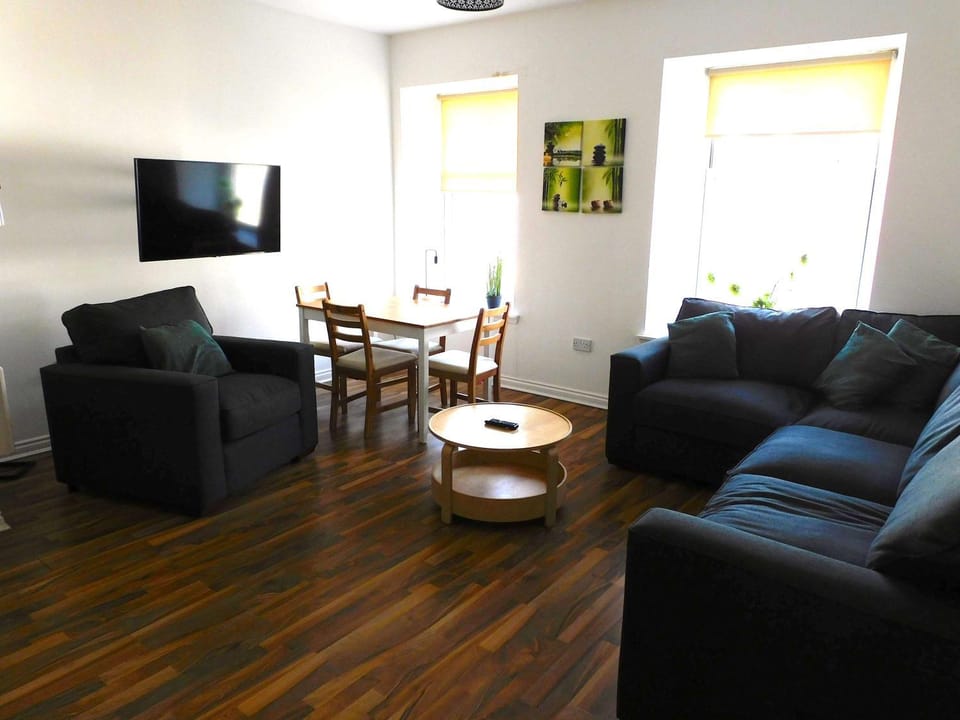 No 1 - 2 bedroom apartment in Lanark Town Centre Apartment in Lanark