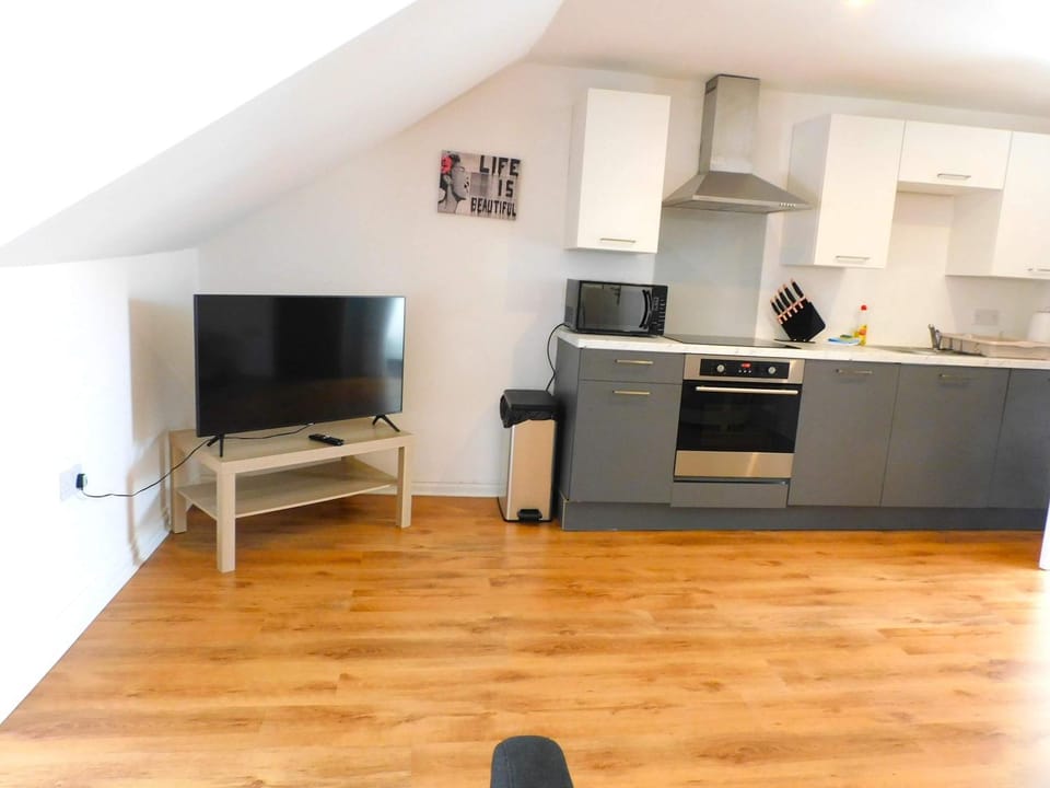 No 7 - Modern 1 Bedroom Apartment in Lanark Town Centre Apartment in Lanark