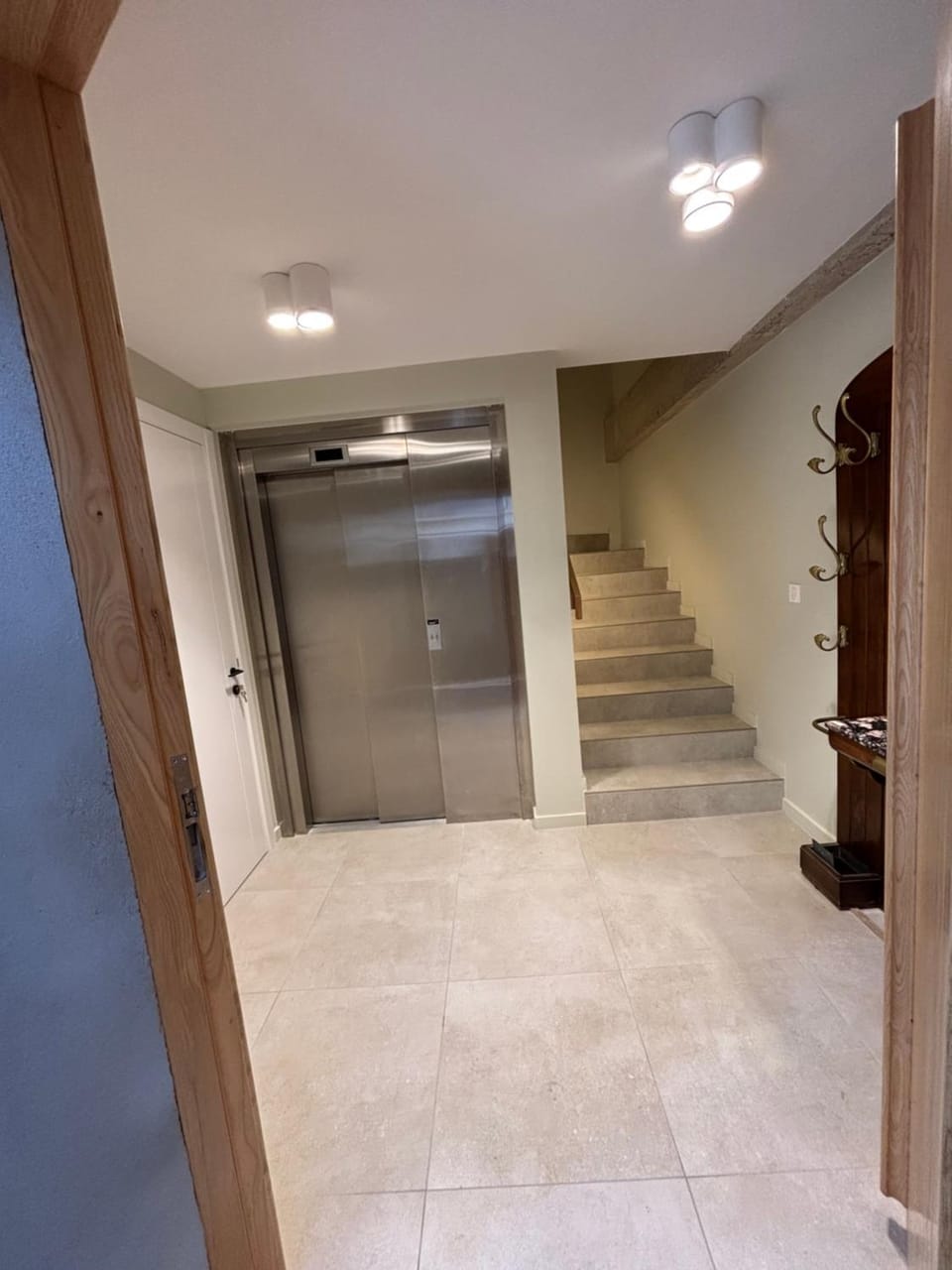 elevator