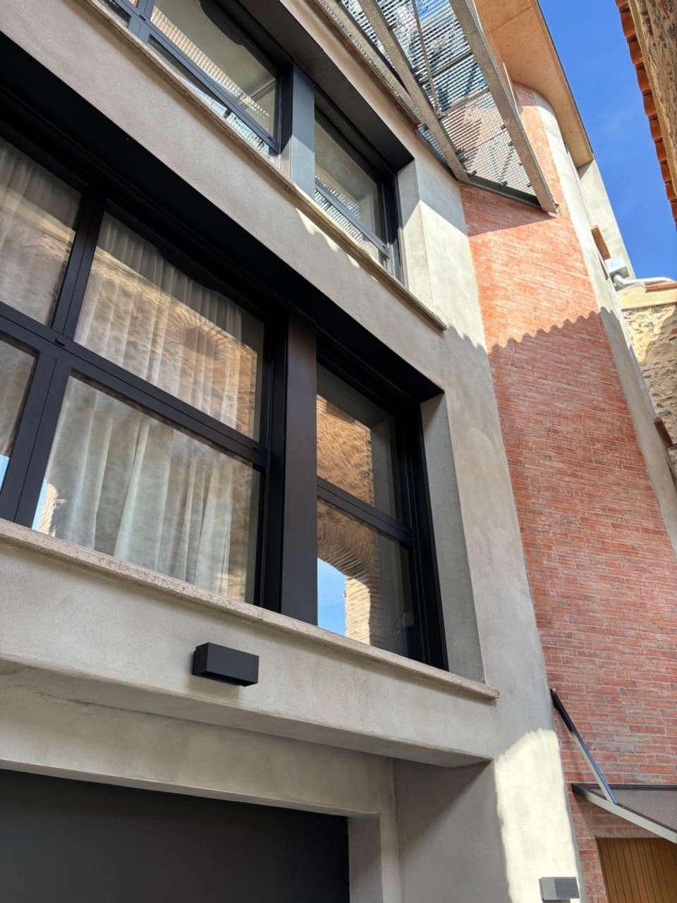 Property building, Facade/entrance